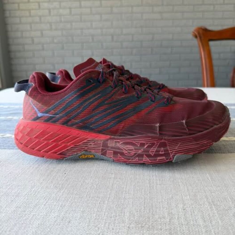 Hoka One One Running Shoes Womens Size 8.5 Speedgoat 4 Red Maroon Sneakers Gym - Picture 1 of 10